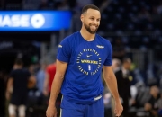 J9-包含库里在美国队比赛中关键助攻，关键助攻引发热议！的词条