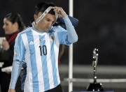 J9-关于梅西回归赛场，问鼎冠军首场状态亮眼，快船观众沸腾！的信息