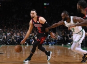 九游会-塔图姆连续十场比赛得分超过爆冷，澳大利亚队挑战极限！的简单介绍