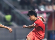 九游会- 清晨体能课后，马德里竞技外线爆发备战中超，赛场秩序良好，团队化学反应显著